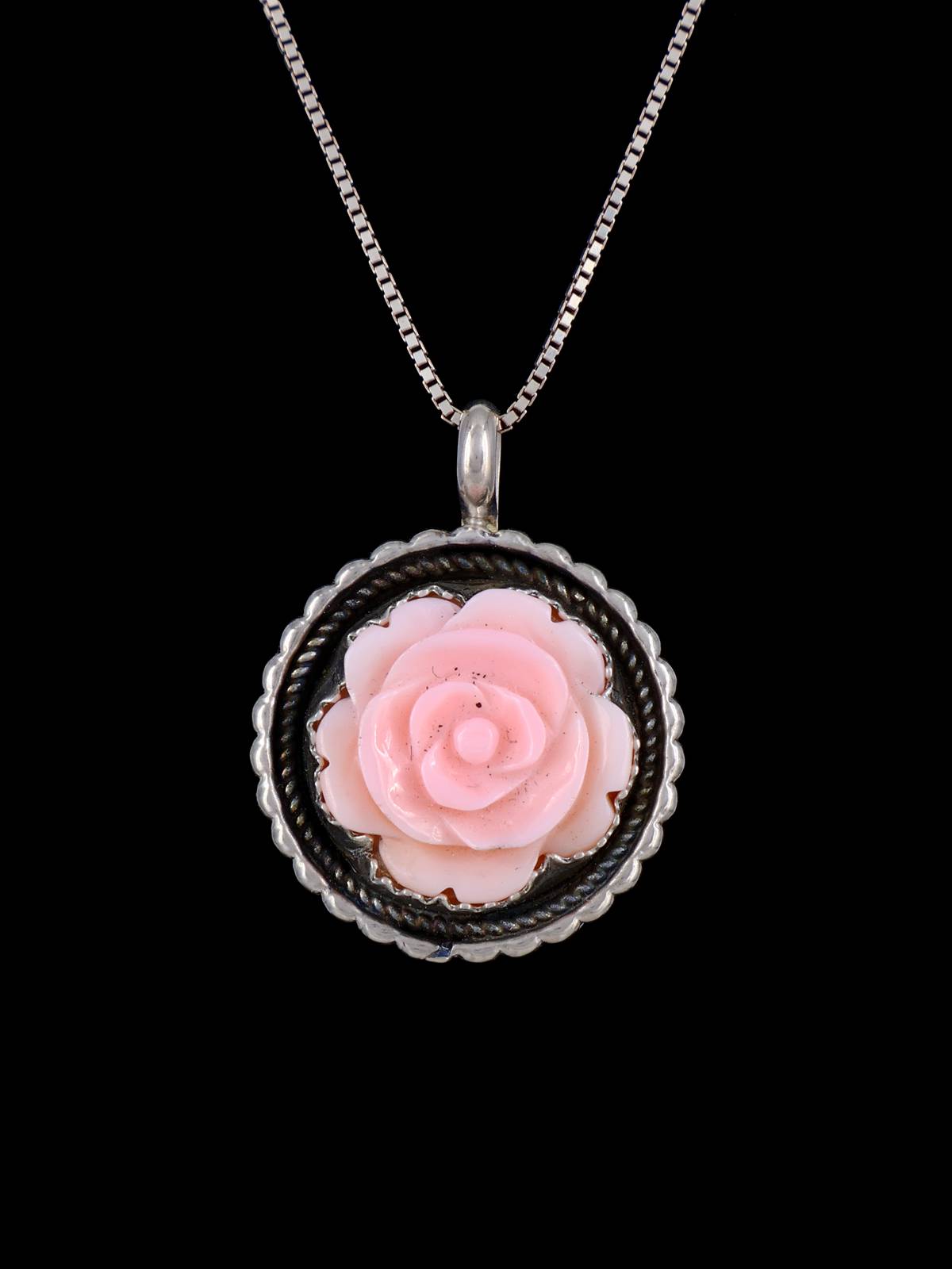 Pendentif conque rose Navajo en argent sterling