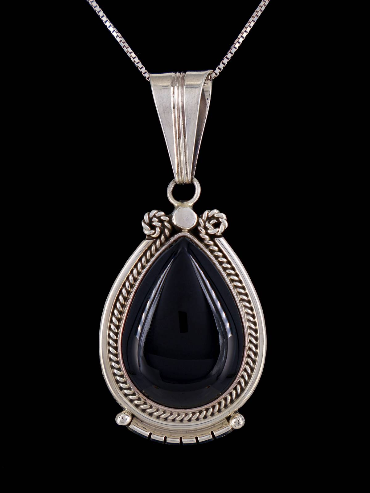 Bijoux amérindiens Pendentif Onyx en argent sterling