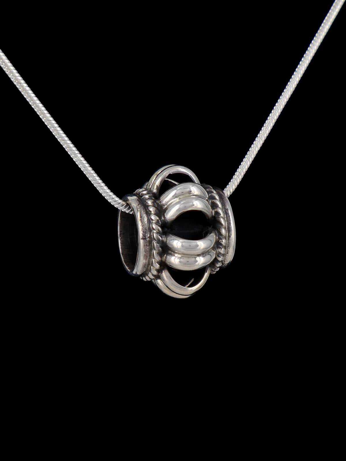 Épingle/pendentif en argent sterling sculpté Navajo