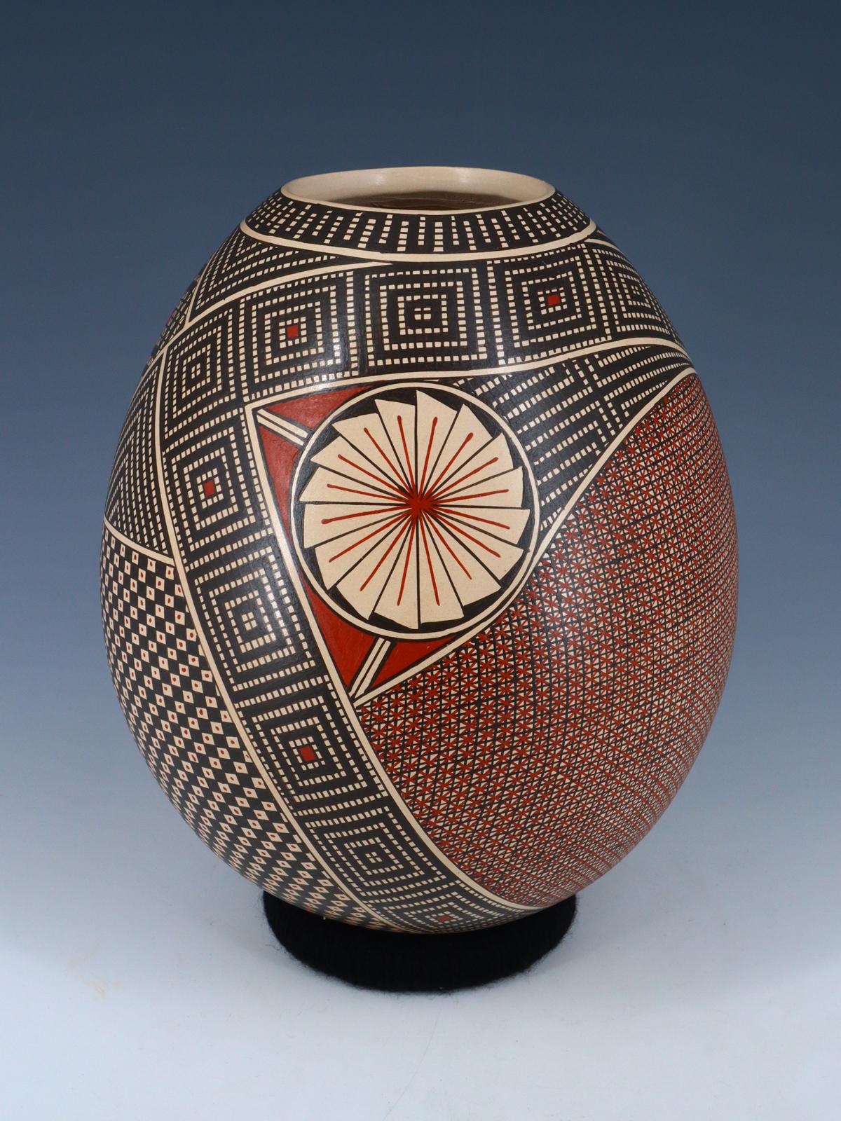 Cerámica Paquime enrollada a mano de Mata Ortiz