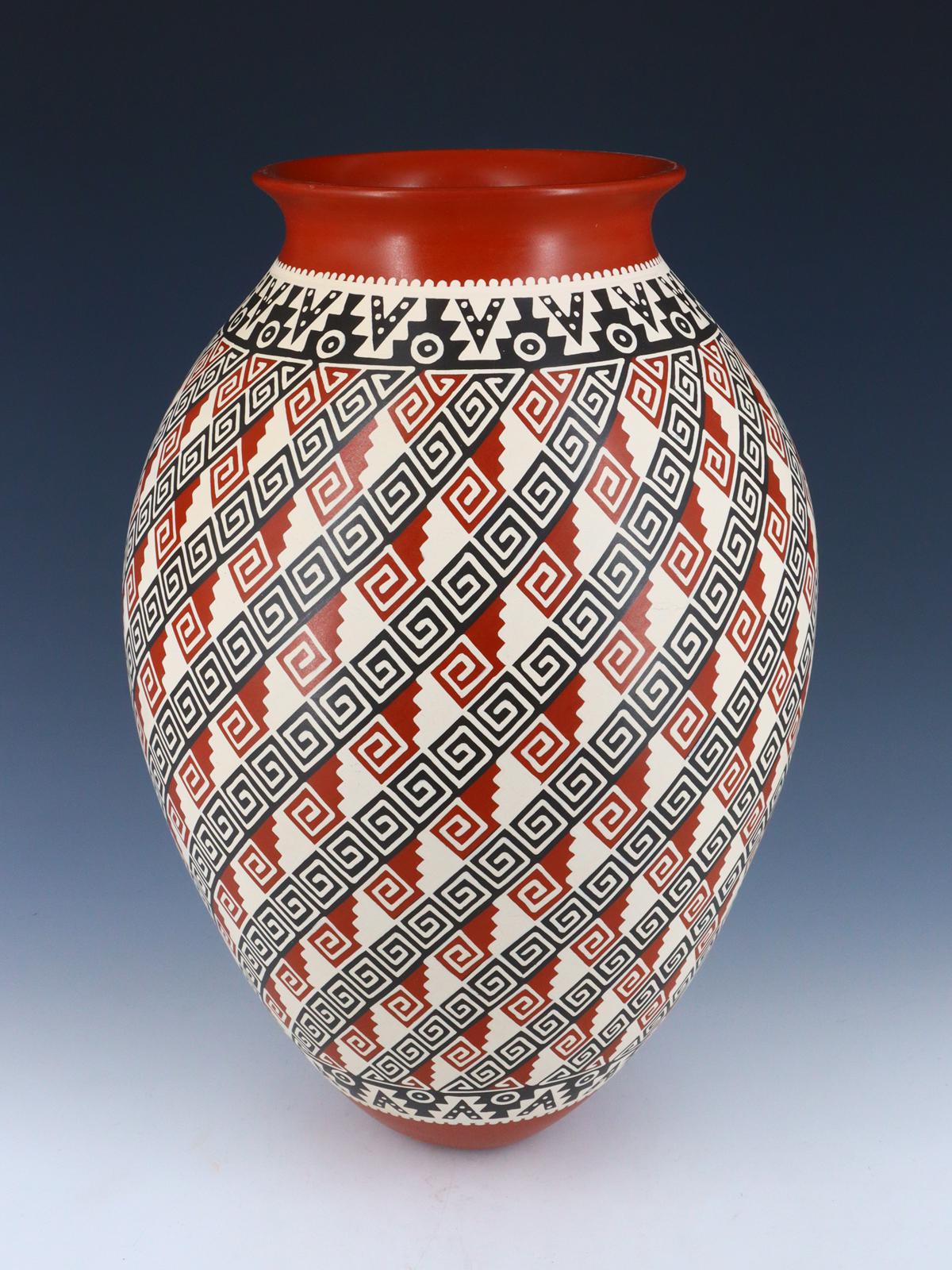 Jarrón de cerámica enrollado a mano Mata Ortiz