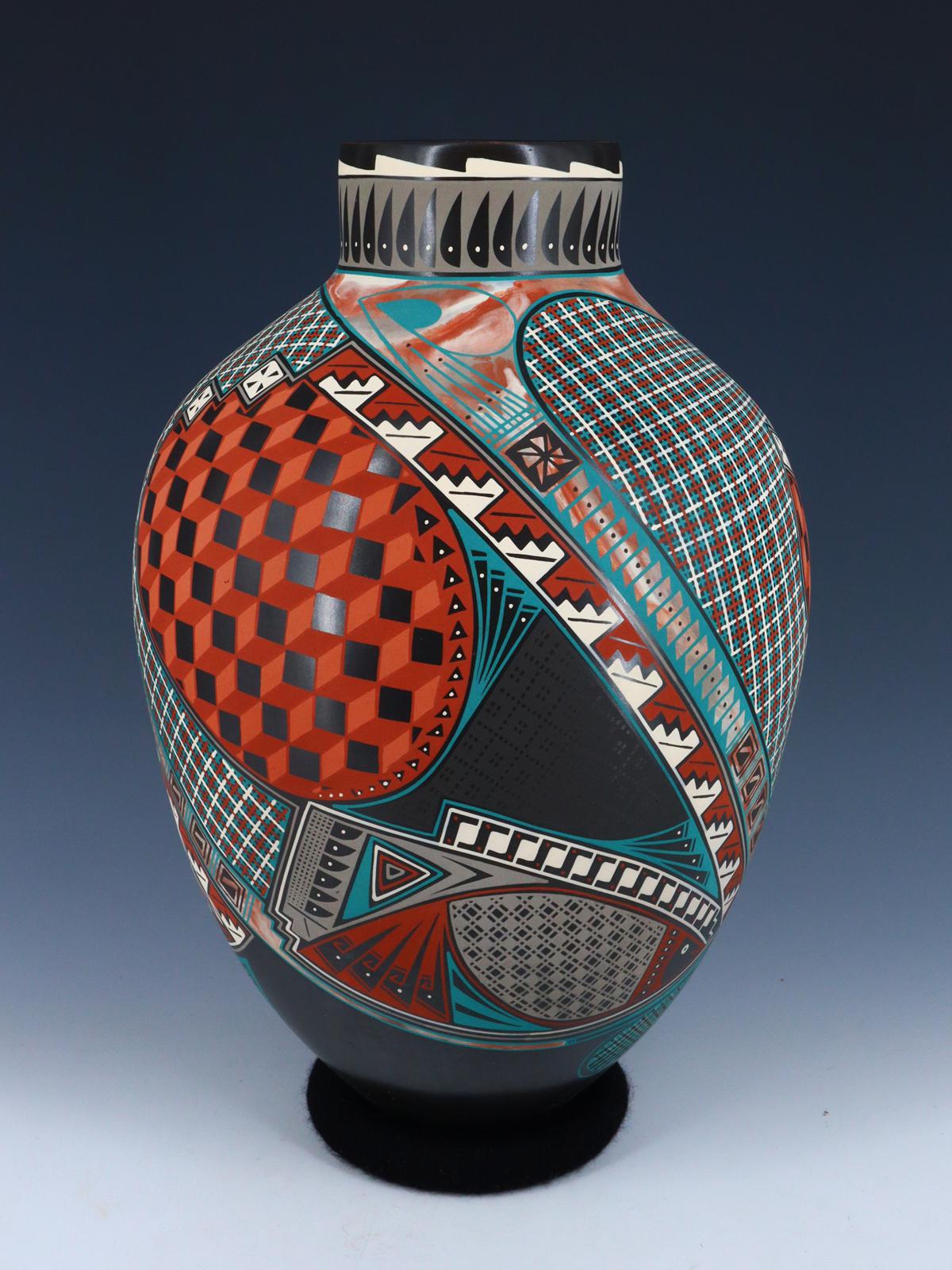 Cerámica enrollada a mano de Mata Ortiz