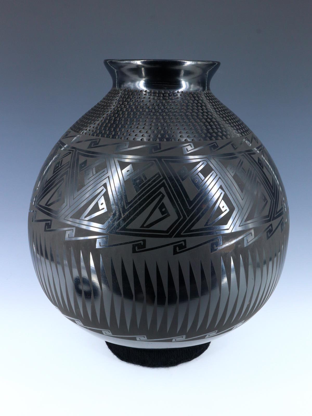 Mata Ortiz Hand Coiled Etched Black Pottery