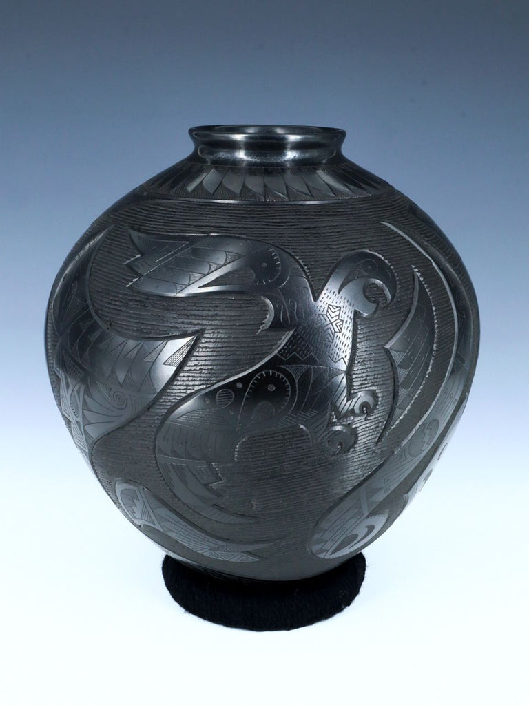 Mata Ortiz Hand Coiled Carved Wildlife Pottery - PuebloDirect.com