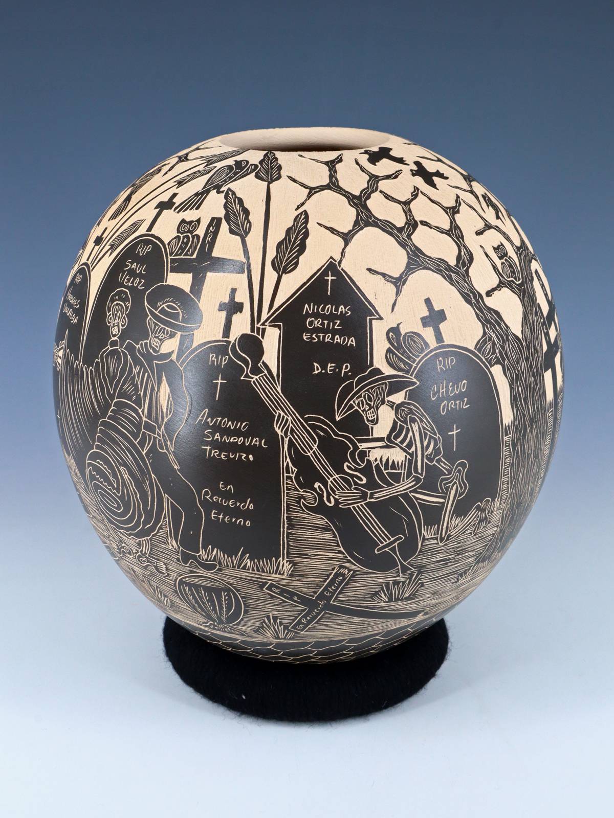 Mata Ortiz Hand Coiled Dia De Los Muertos Etched Pottery - PuebloDirect.com