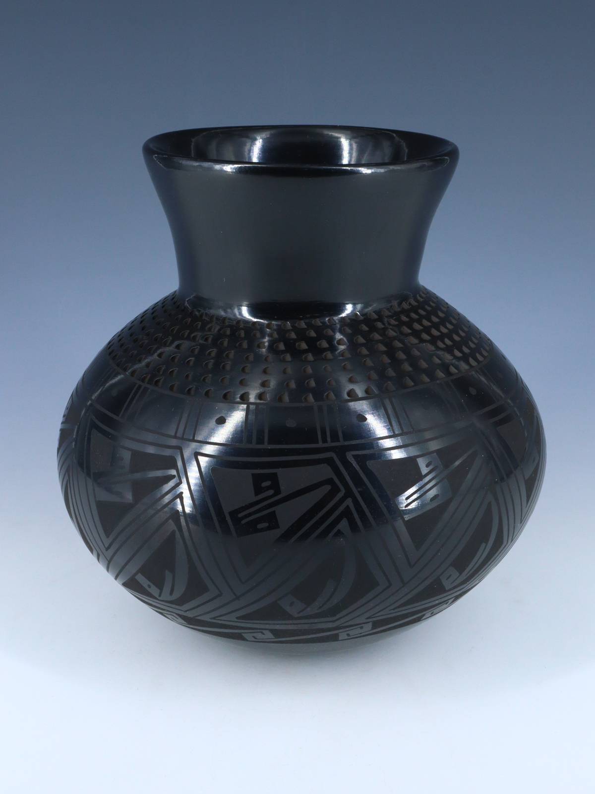 Mata Ortiz Black Pottery Vase - PuebloDirect.com
