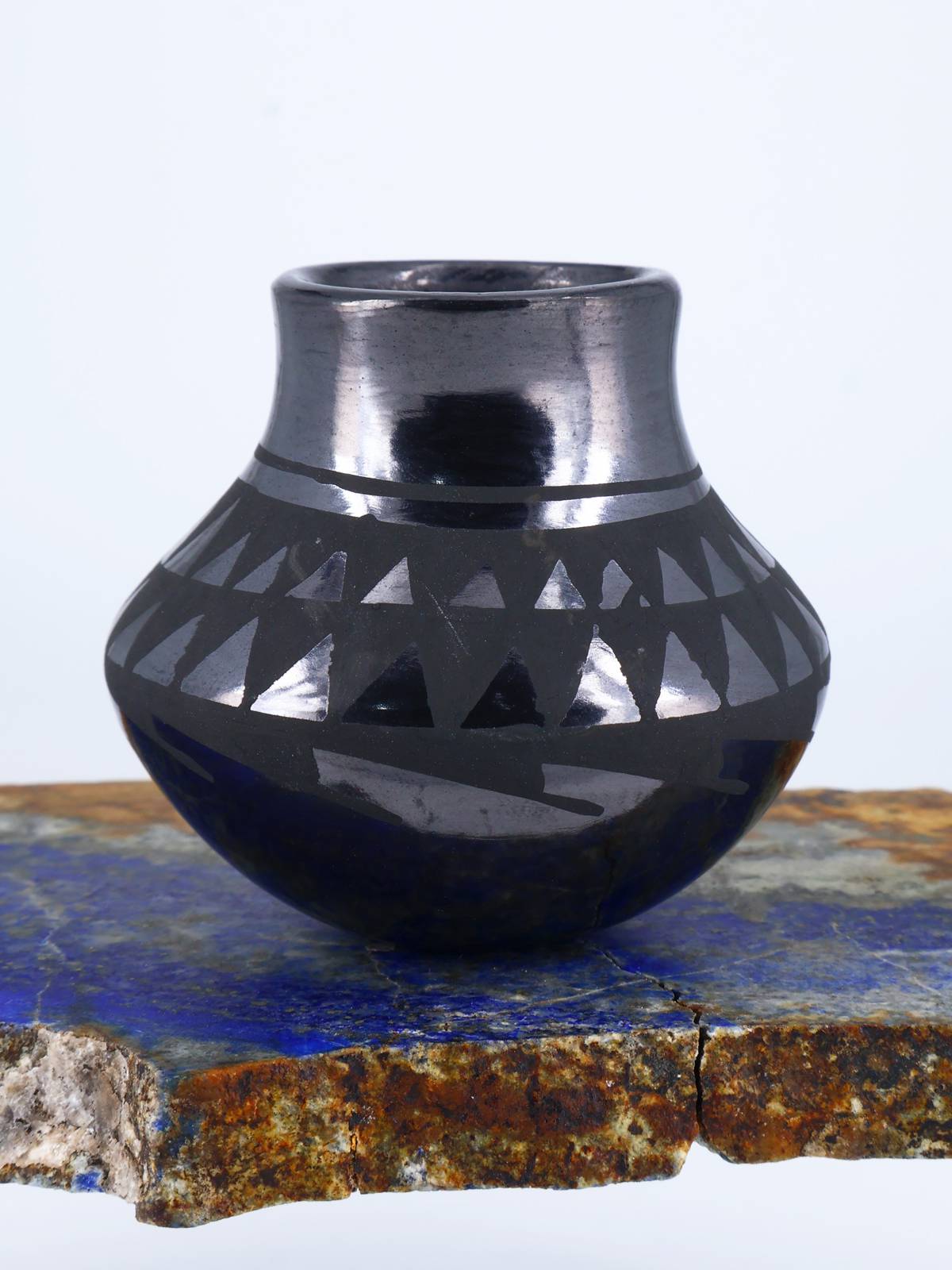 Mata Ortiz Hand Coiled Miniature Painted Pottery - PuebloDirect.com