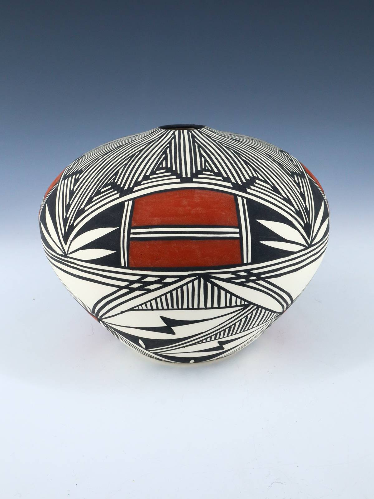 Acoma Pueblo Seed Pot - PuebloDirect.com