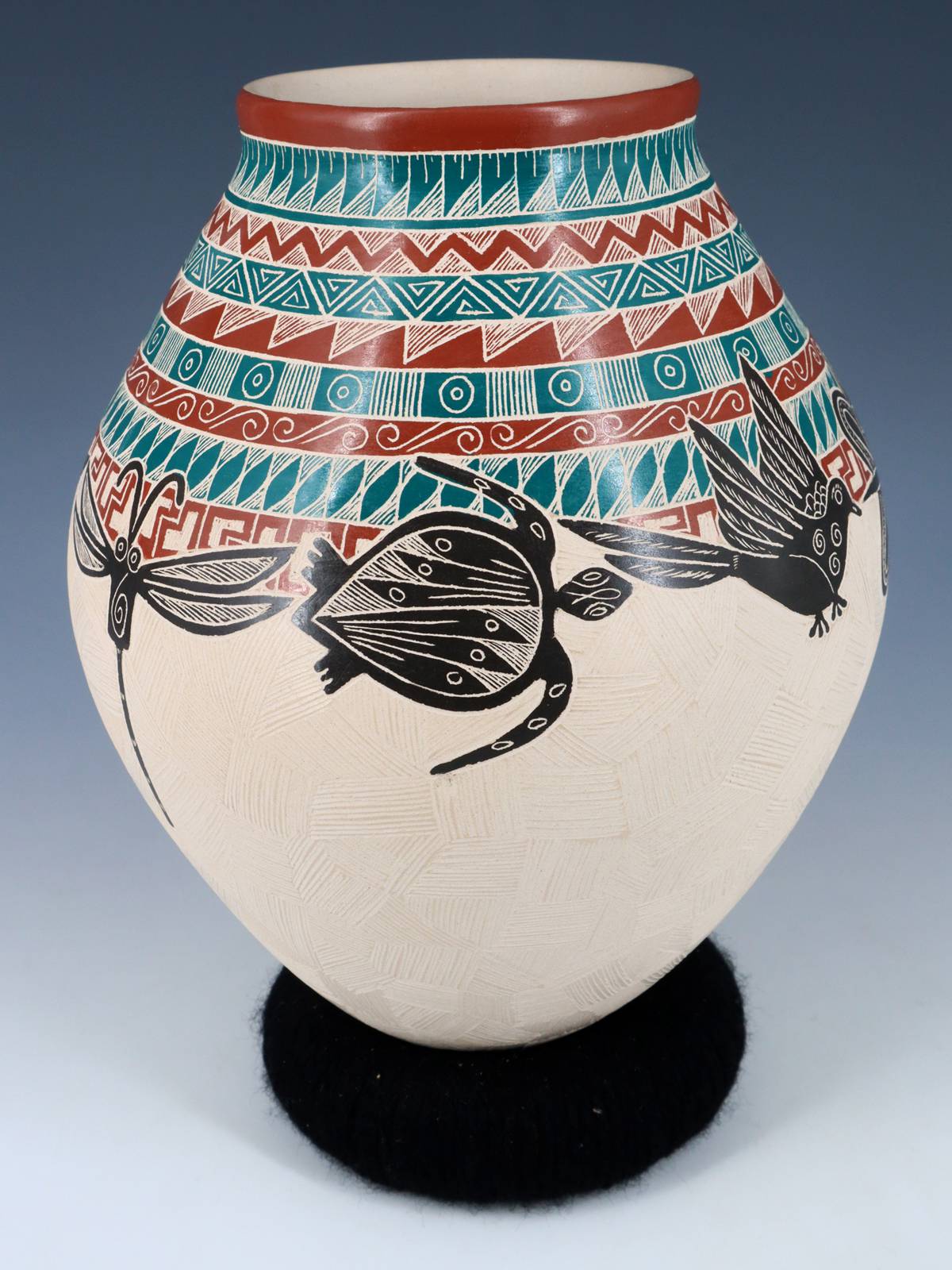 Mata Ortiz Hand Coiled Etched Turtle Pottery