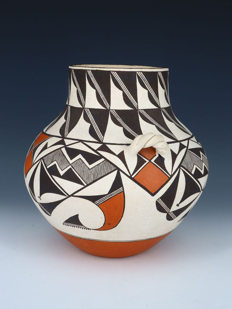 Estate Laguna Pueblo Hand Coiled Pottery - PuebloDirect.com