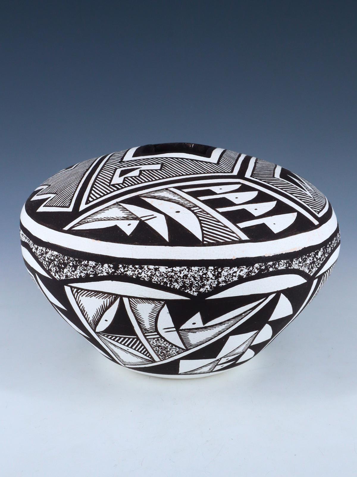 Acoma Style Hand Coiled Pottery - PuebloDirect.com