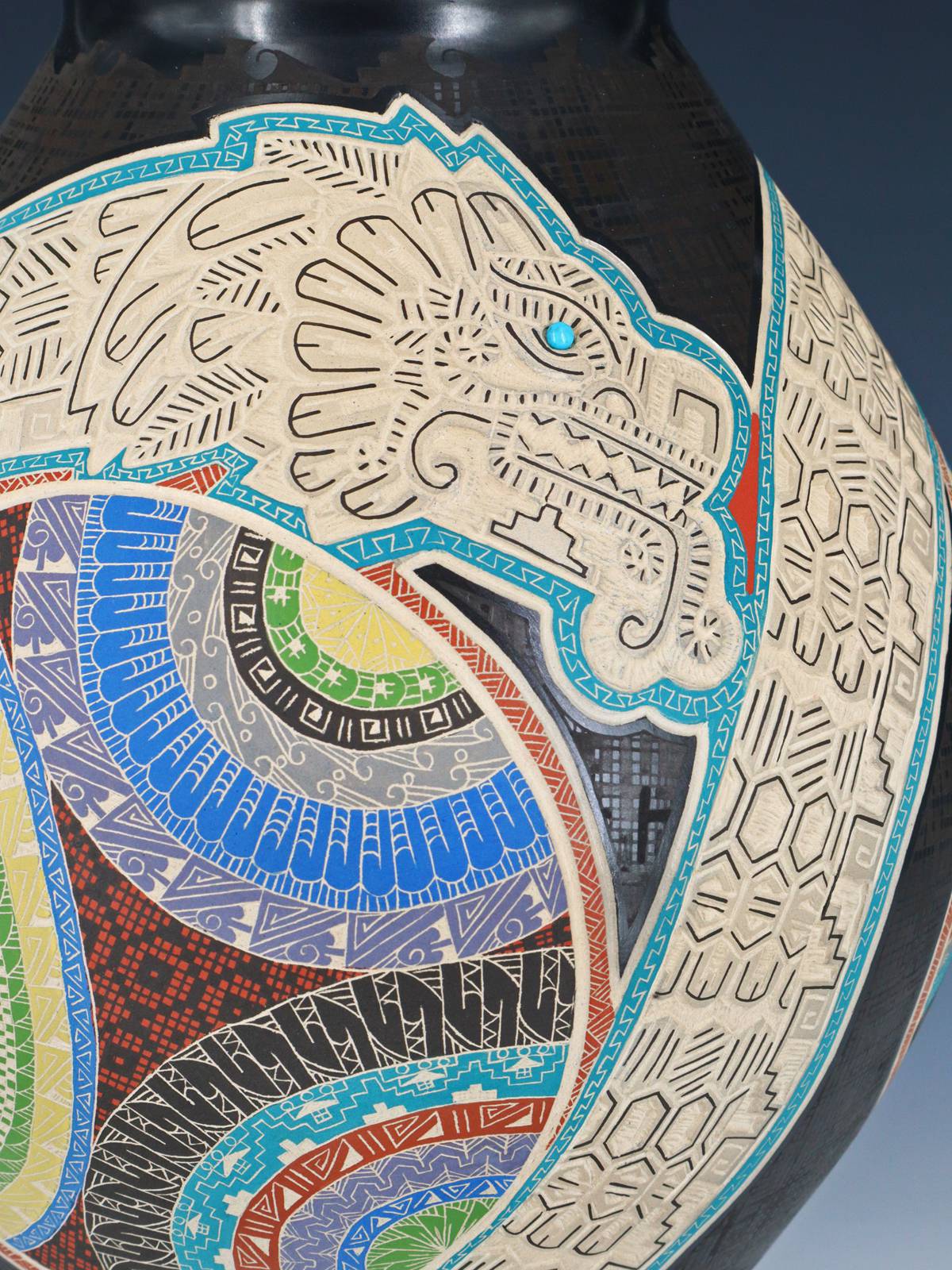 Large Mata Ortiz Hand Coiled Etched and Painted Pottery Vase - PuebloDirect.com