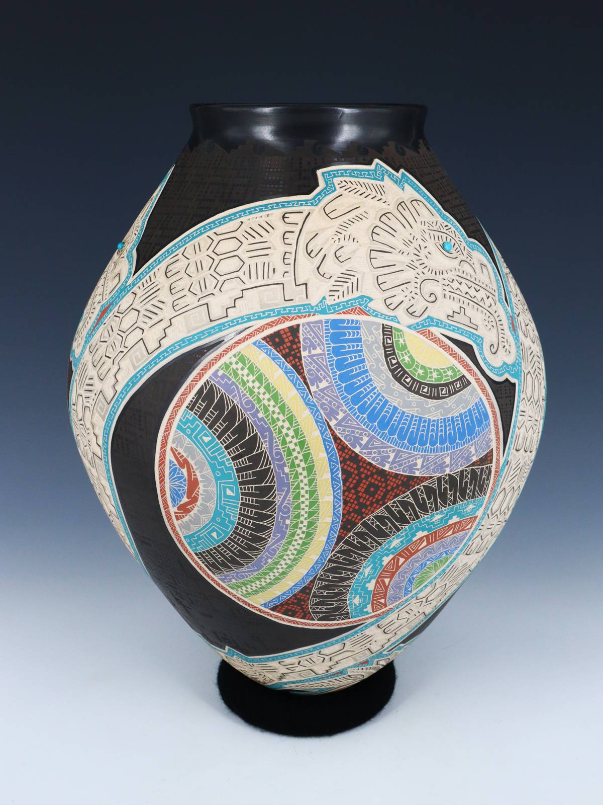 Large Mata Ortiz Hand Coiled Etched and Painted Pottery Vase - PuebloDirect.com