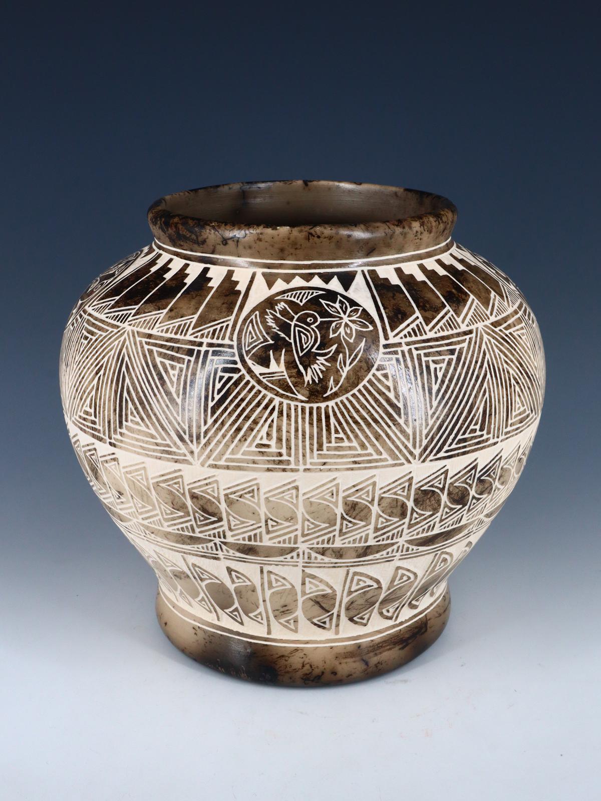 Etched Horsehair Acoma Pueblo Pottery