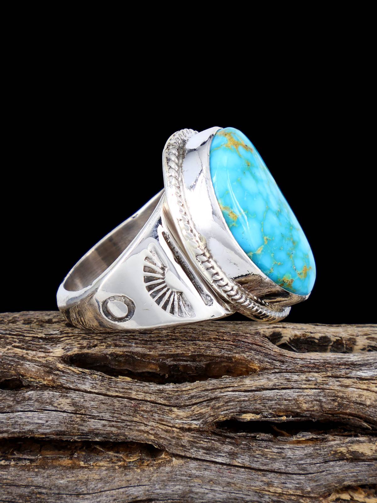Native American Kingman Turquoise Ring, Size 10 1/4 - PuebloDirect.com
