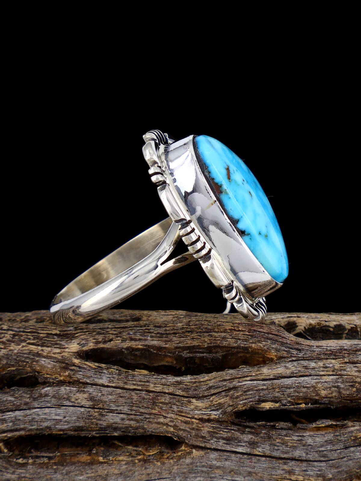 Native American Kingman Turquoise Ring, Size 9 - PuebloDirect.com