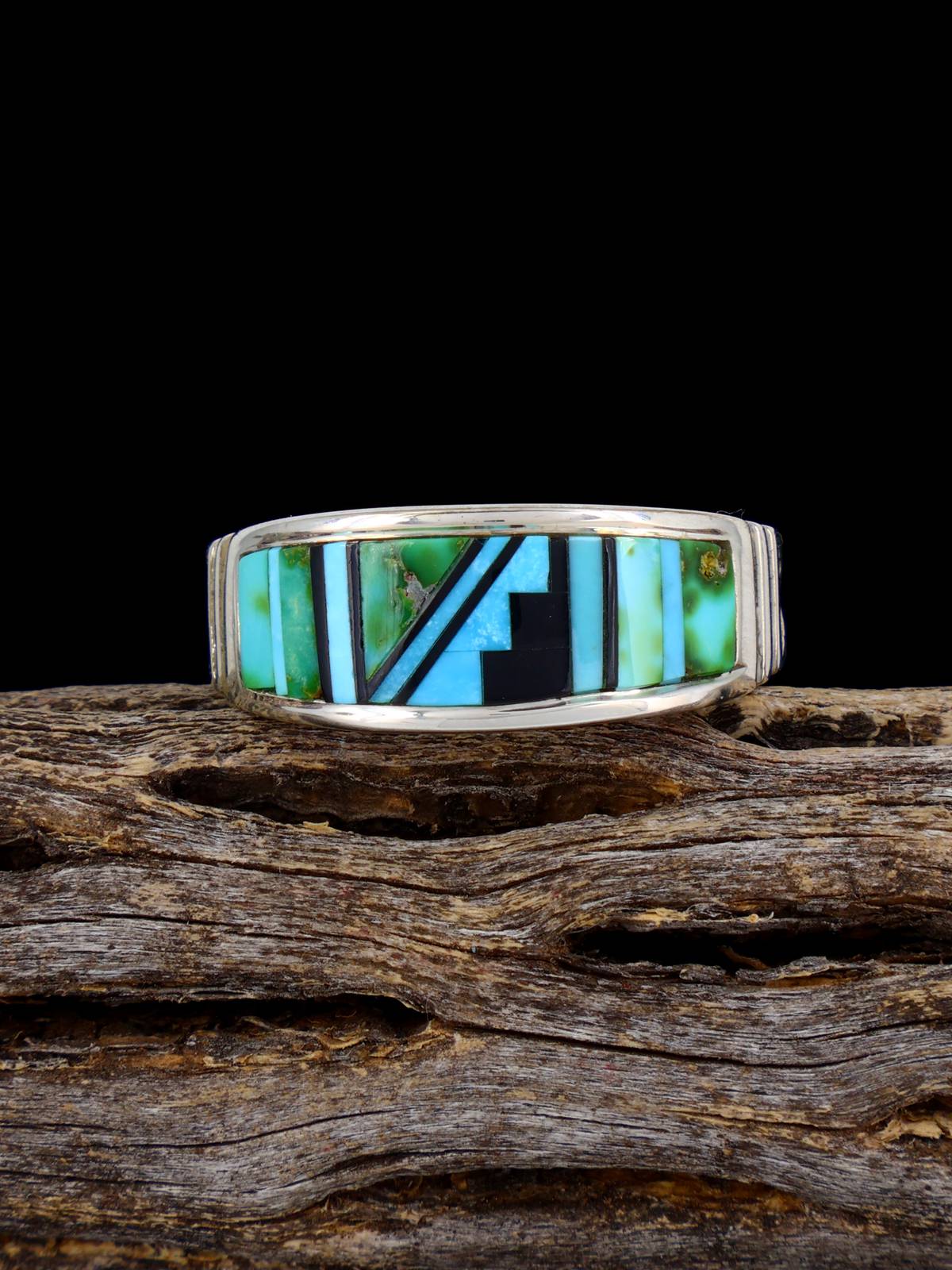 Anillo con incrustaciones de turquesa y oro de Sonora, talla 12