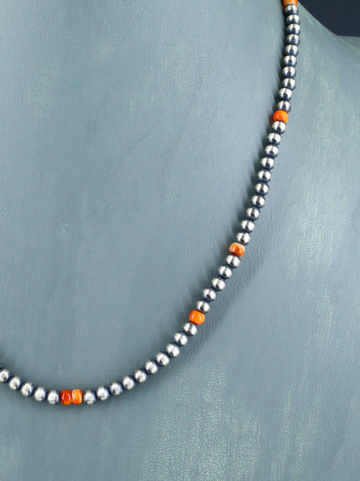 18" Native American Spiny Oyster and Silver Bead Necklace