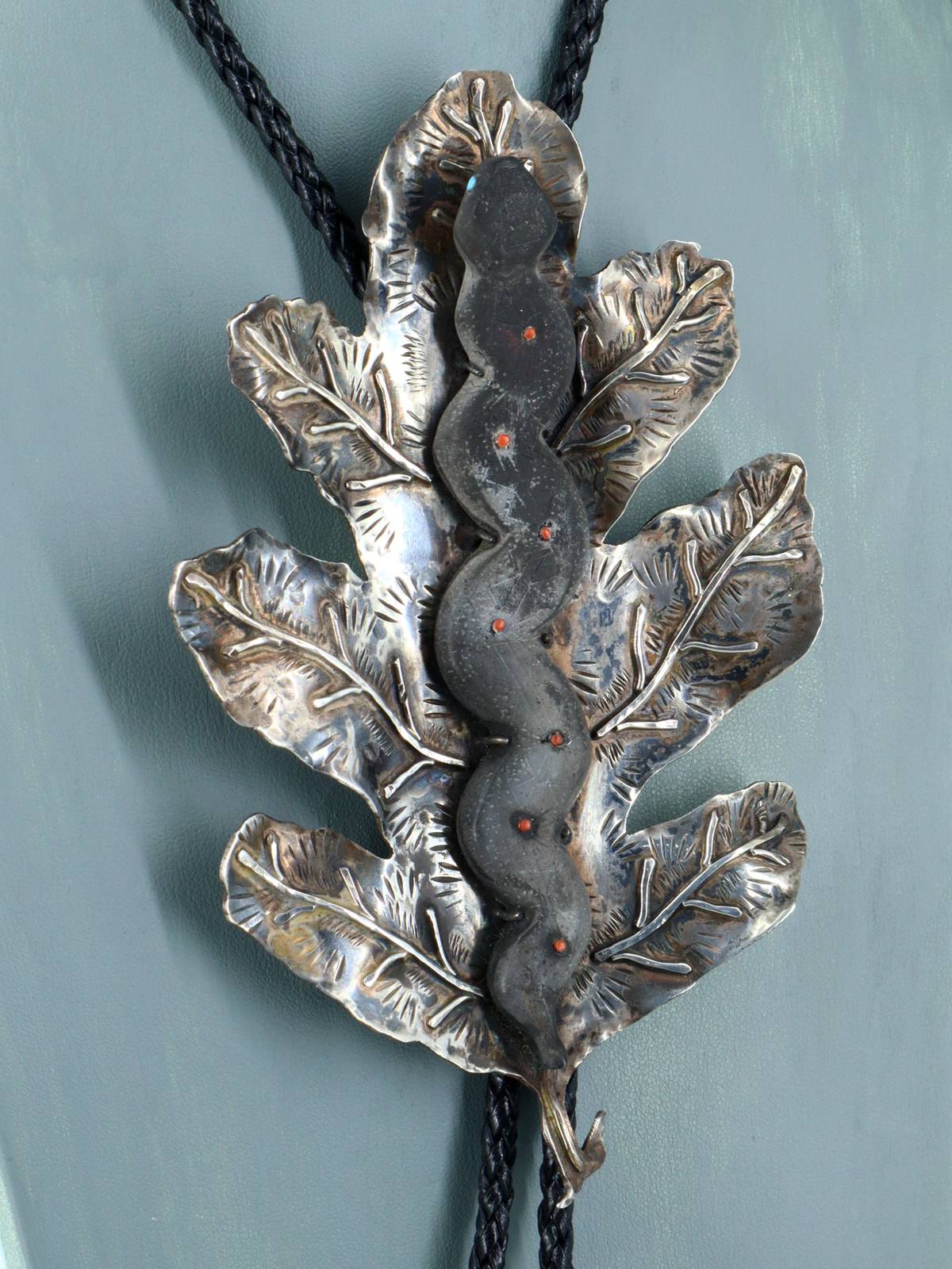 Vintage Jewelry Large Sterling Silver Snake On Leaf Bolo Tie