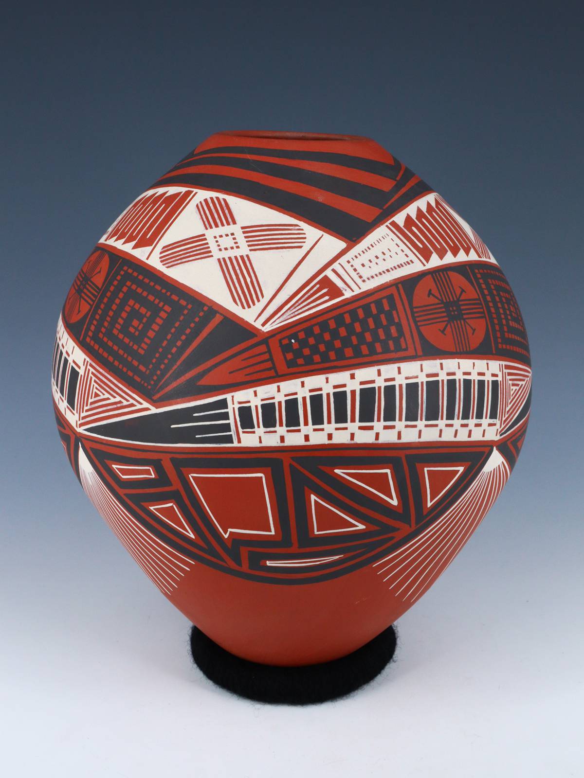 Hand Coiled Mata Ortiz Painted and Etched Pottery - PuebloDirect.com