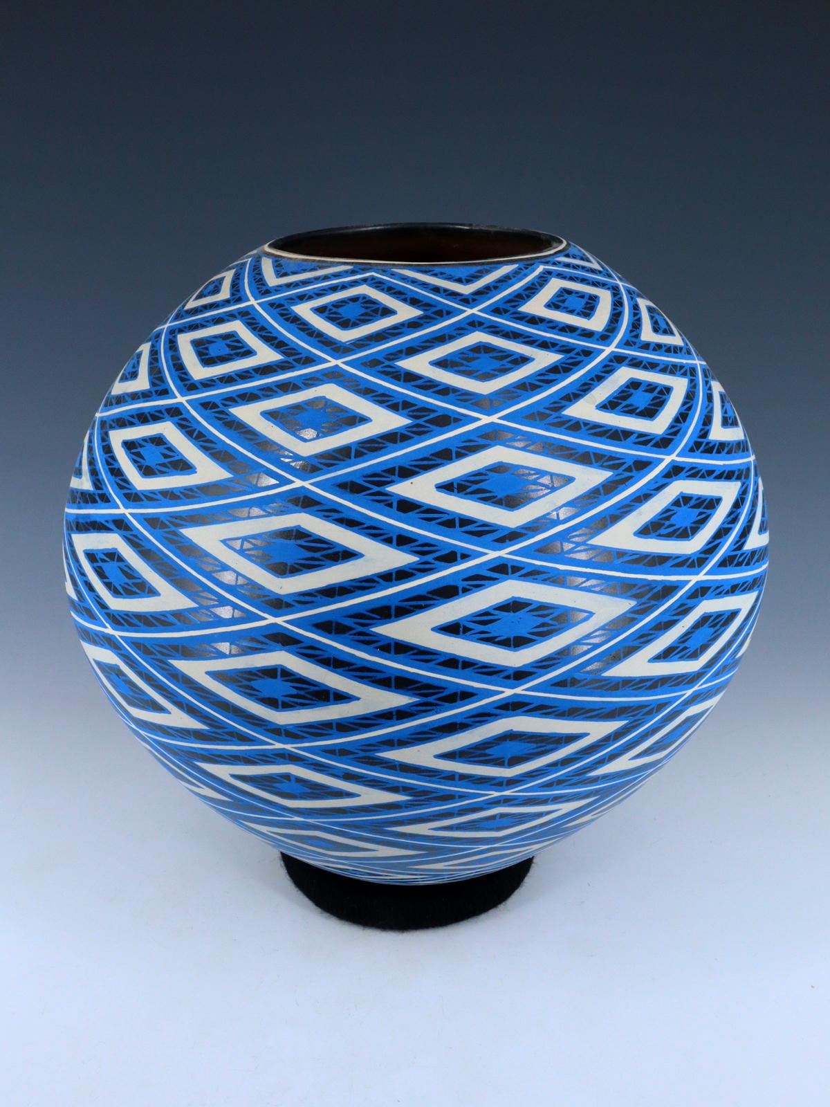 Mata Ortiz Hand Made Geometric Design Pottery - PuebloDirect.com