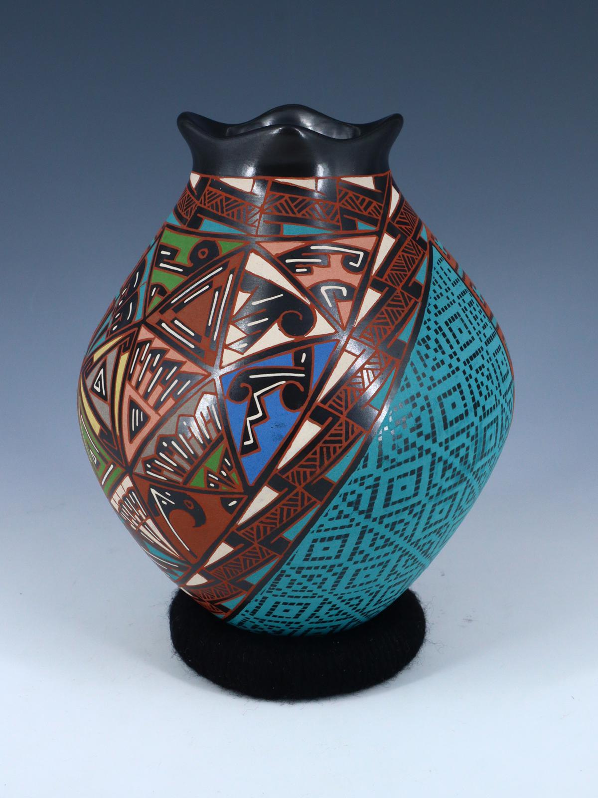 Mata Ortiz Poterie enroulée et gravée à la main