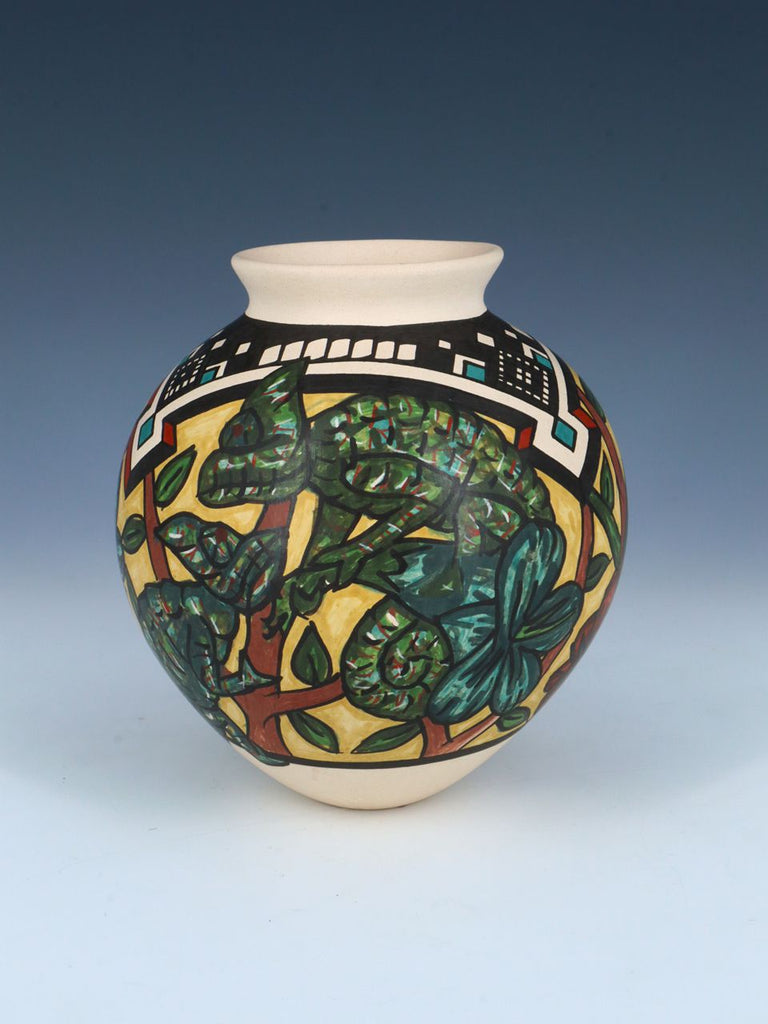 Mata Ortiz Hand Coiled Pottery Painted Iguana Vase - PuebloDirect.com