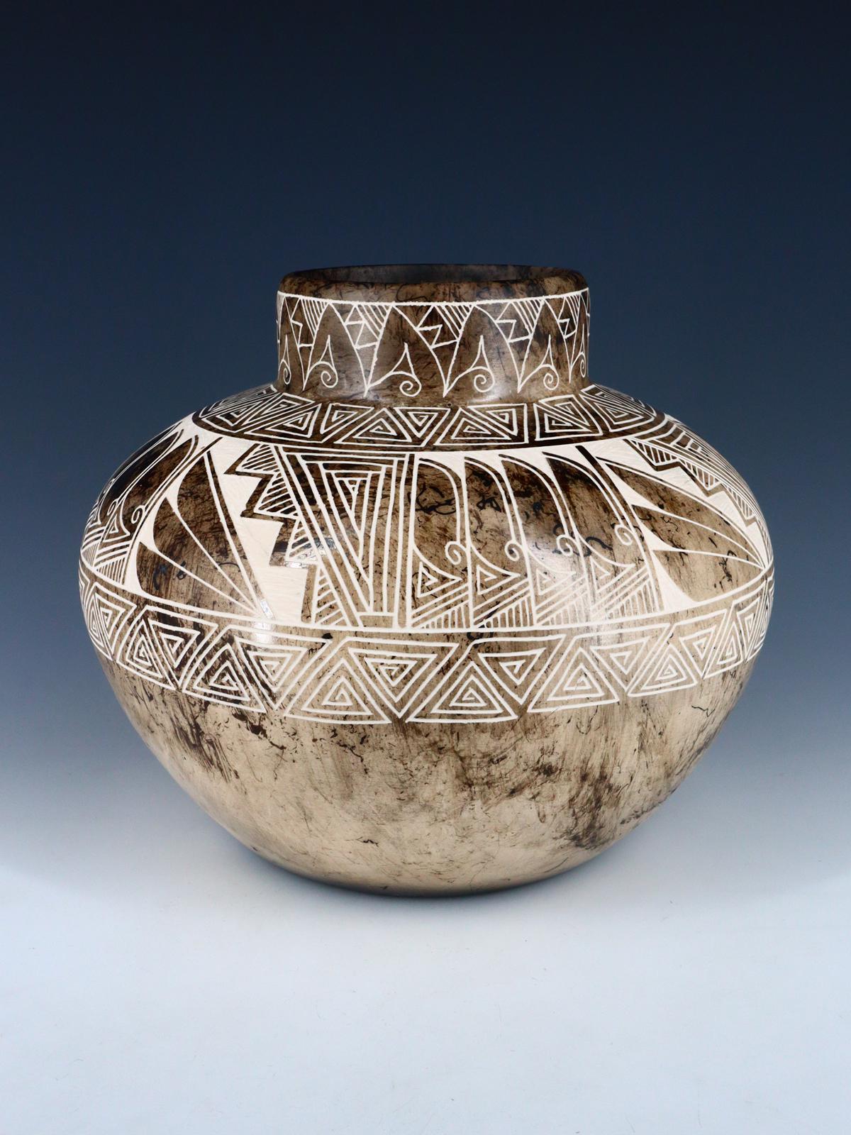 Etched Horsehair Acoma Pueblo Pottery Vase