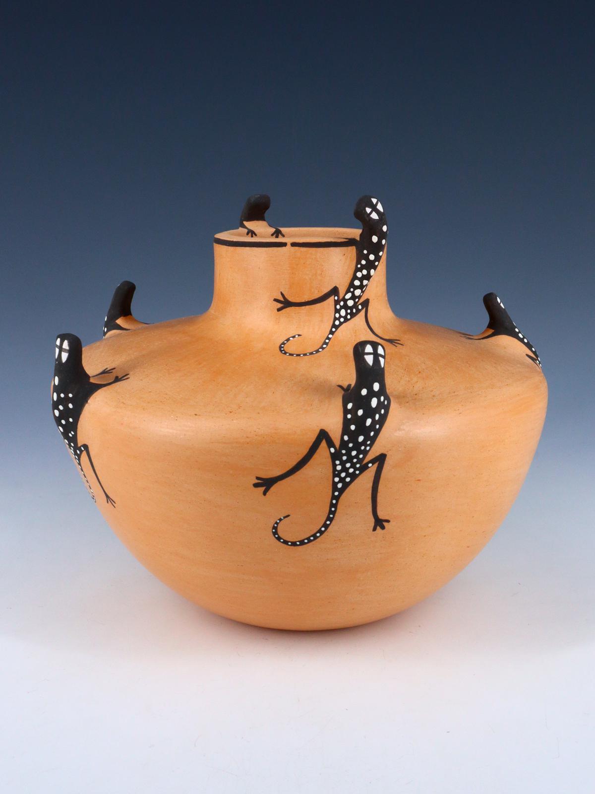 Hand Coiled Zuni Pueblo Lizard Pottery Bowl
