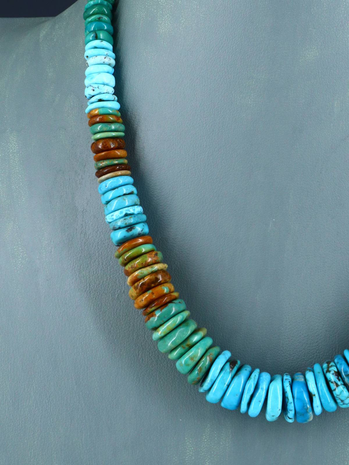 19" Single Strand Polychrome Graduated Turquoise Necklace - PuebloDirect.com