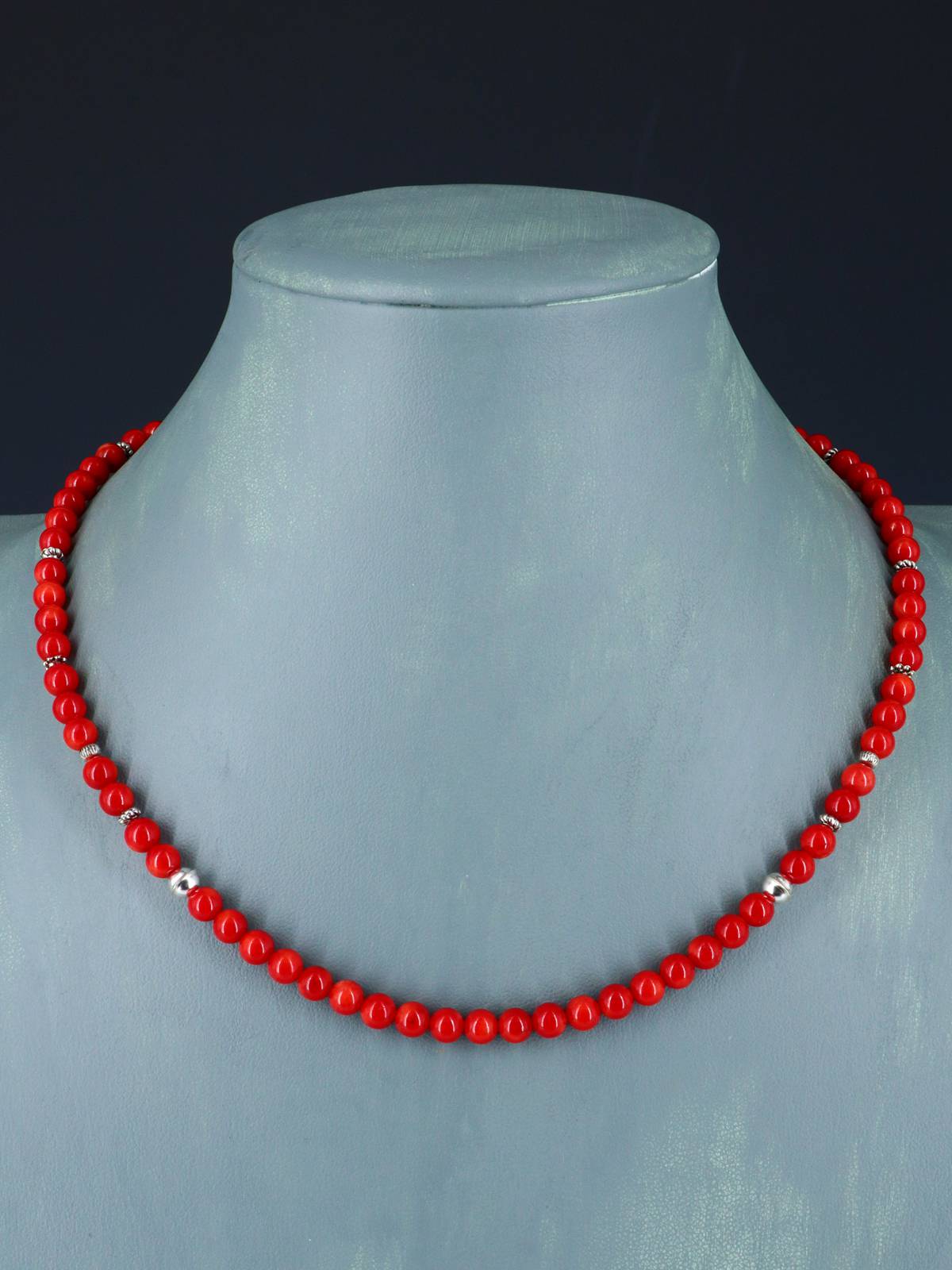 18" Navajo Single Strand Dyed Bamboo Coral Necklace - PuebloDirect.com