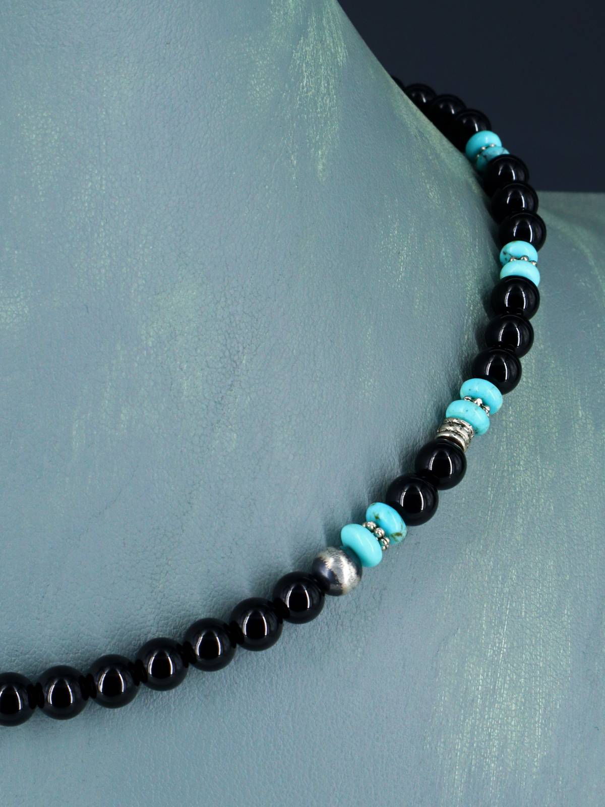 16" Navajo Single Strand Onyx and Turquoise Necklace