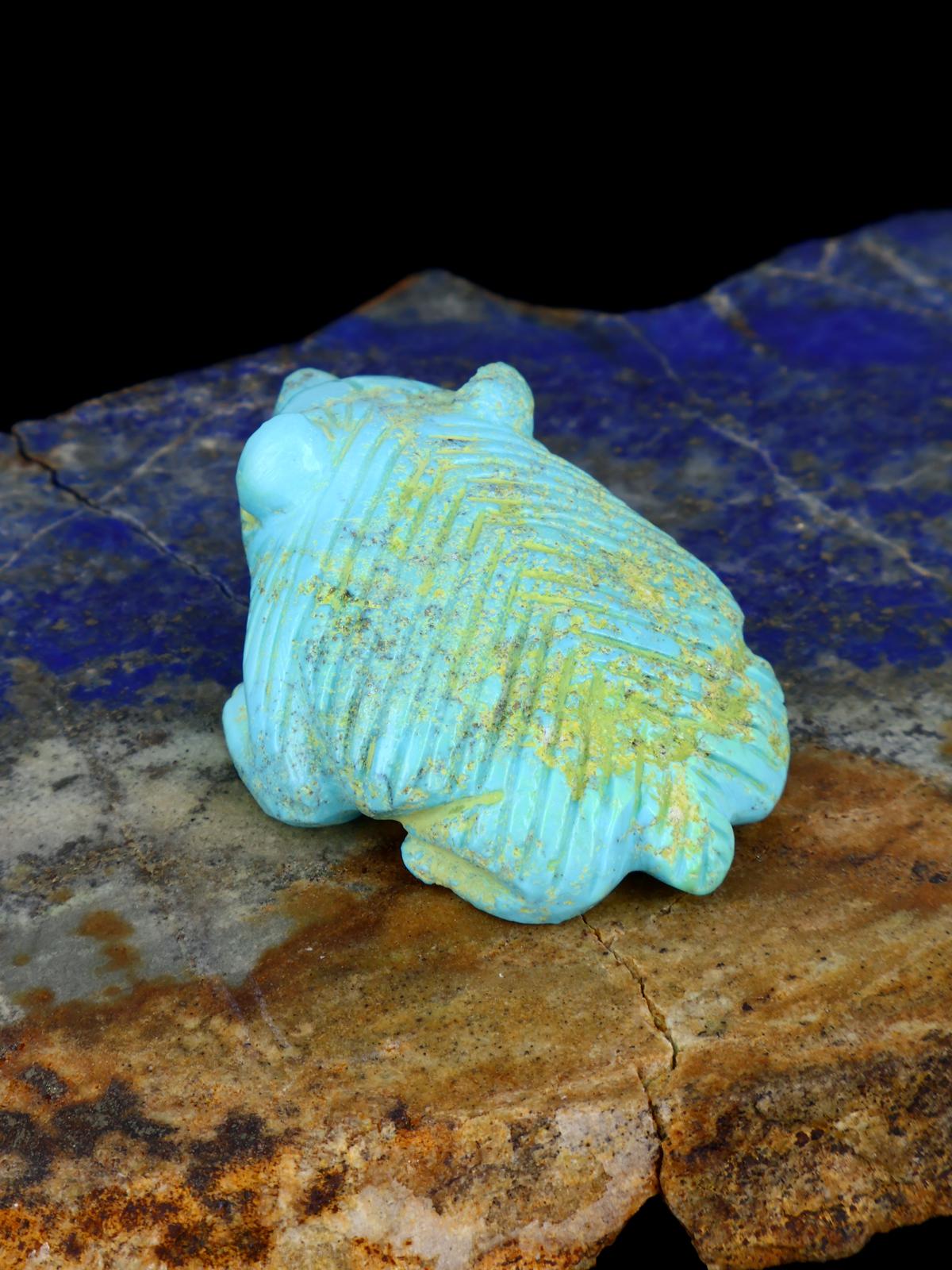 Turquoise Badger Navajo Carving - PuebloDirect.com