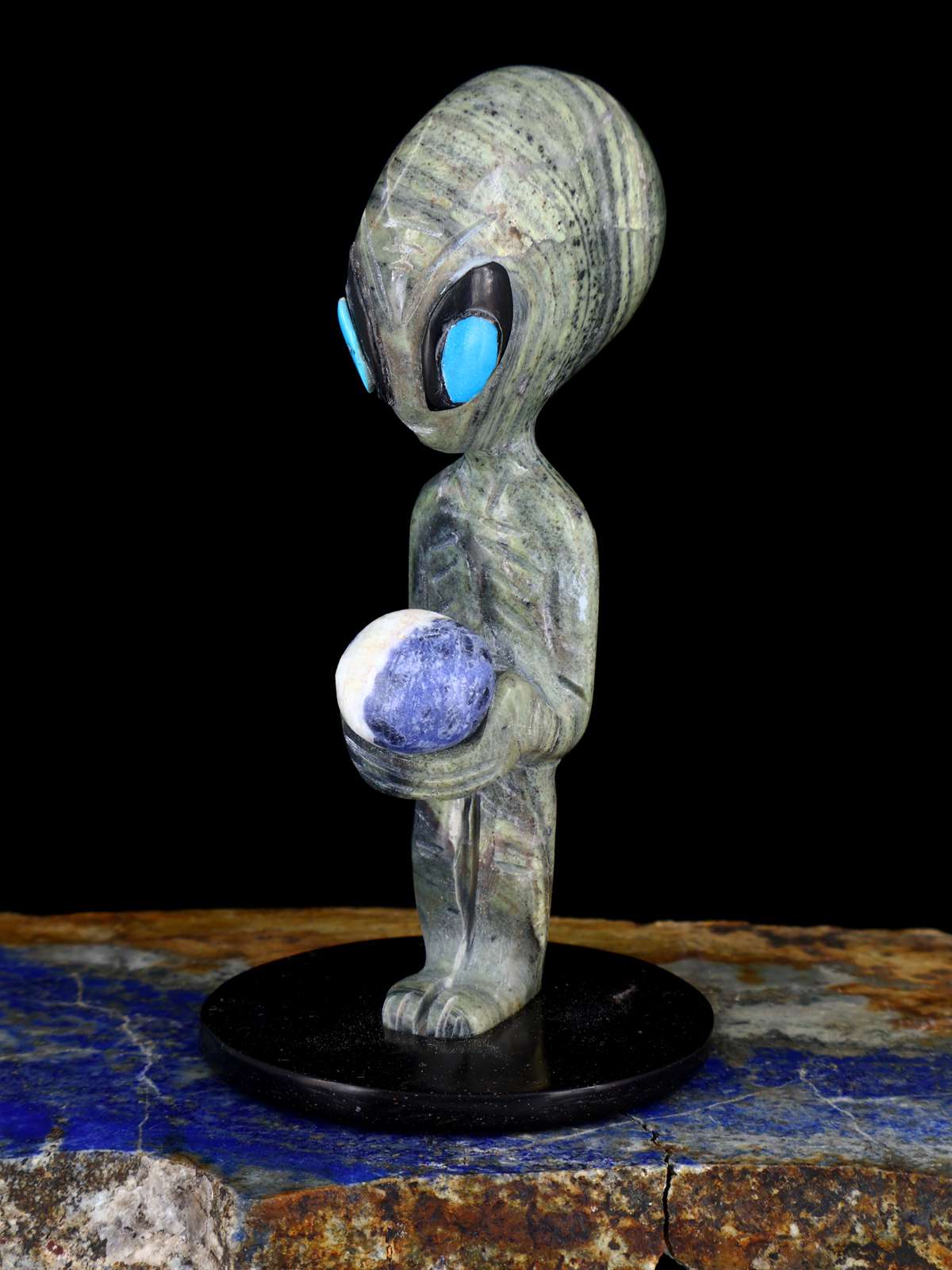 Serpentine Alien Zuni Fetish Carving