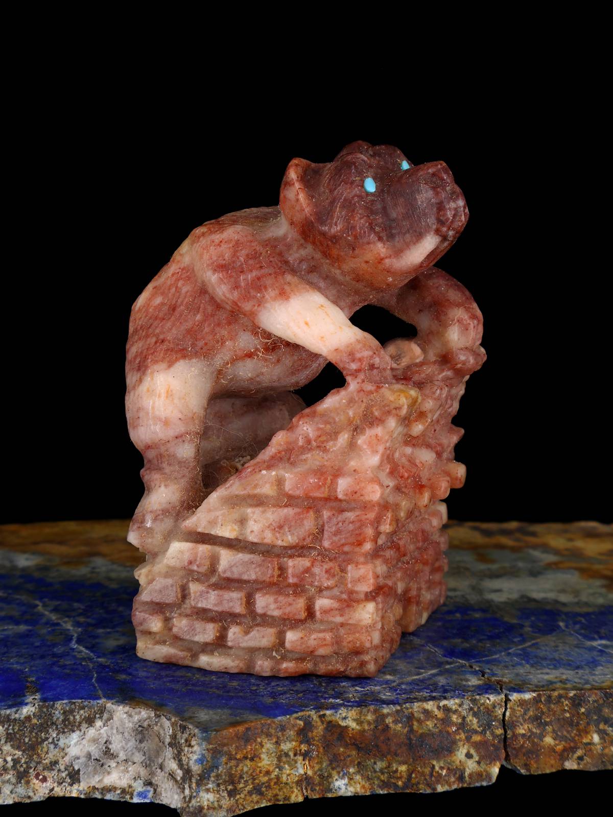 Onyx Pueblo Bear Zuni Fetish - PuebloDirect.com