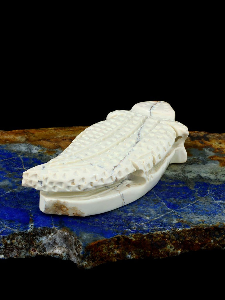 Serpentine Lizard Zuni Fetish Carving - PuebloDirect.com
