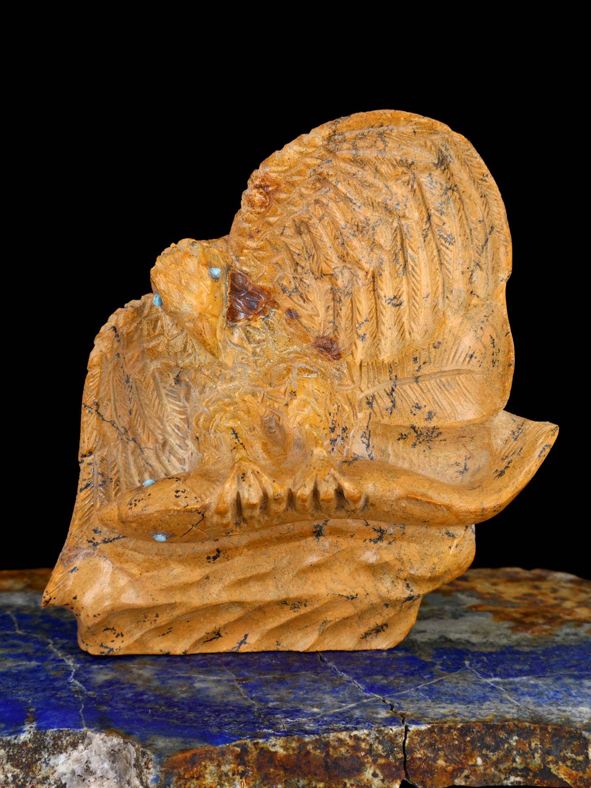 Travertine Eagle Zuni Fetish - PuebloDirect.com