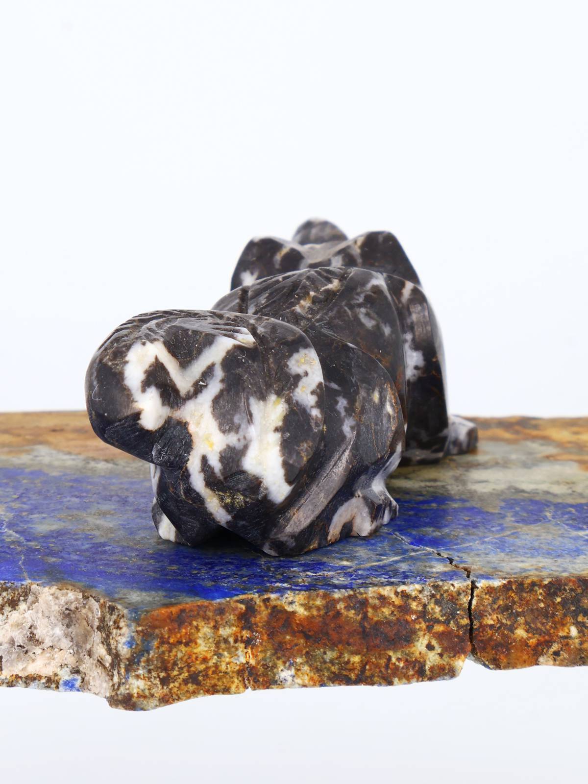 Zebra Marble Badger Zuni Fetish - PuebloDirect.com