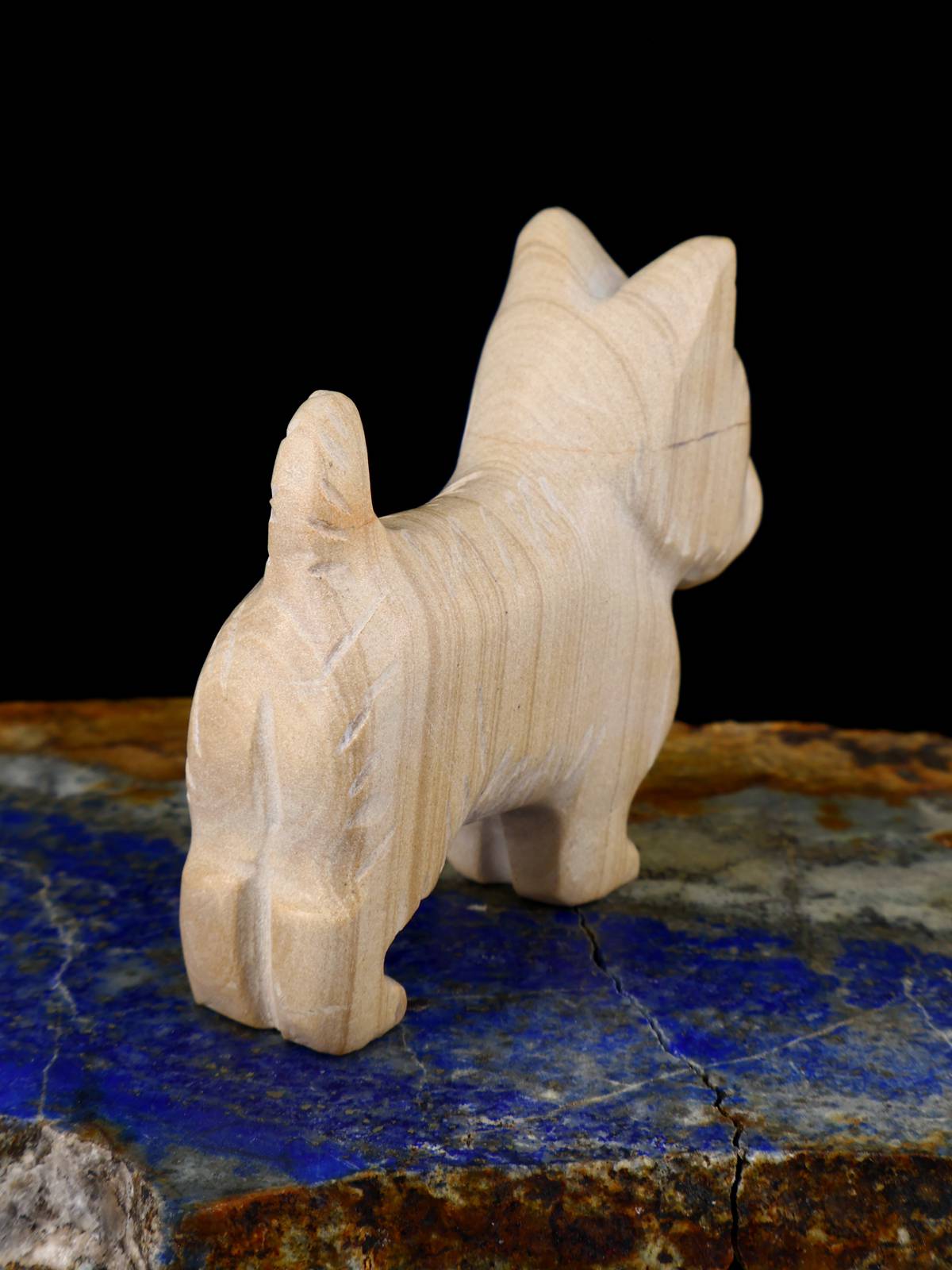Picture Jasper Dog Zuni Fetish - PuebloDirect.com