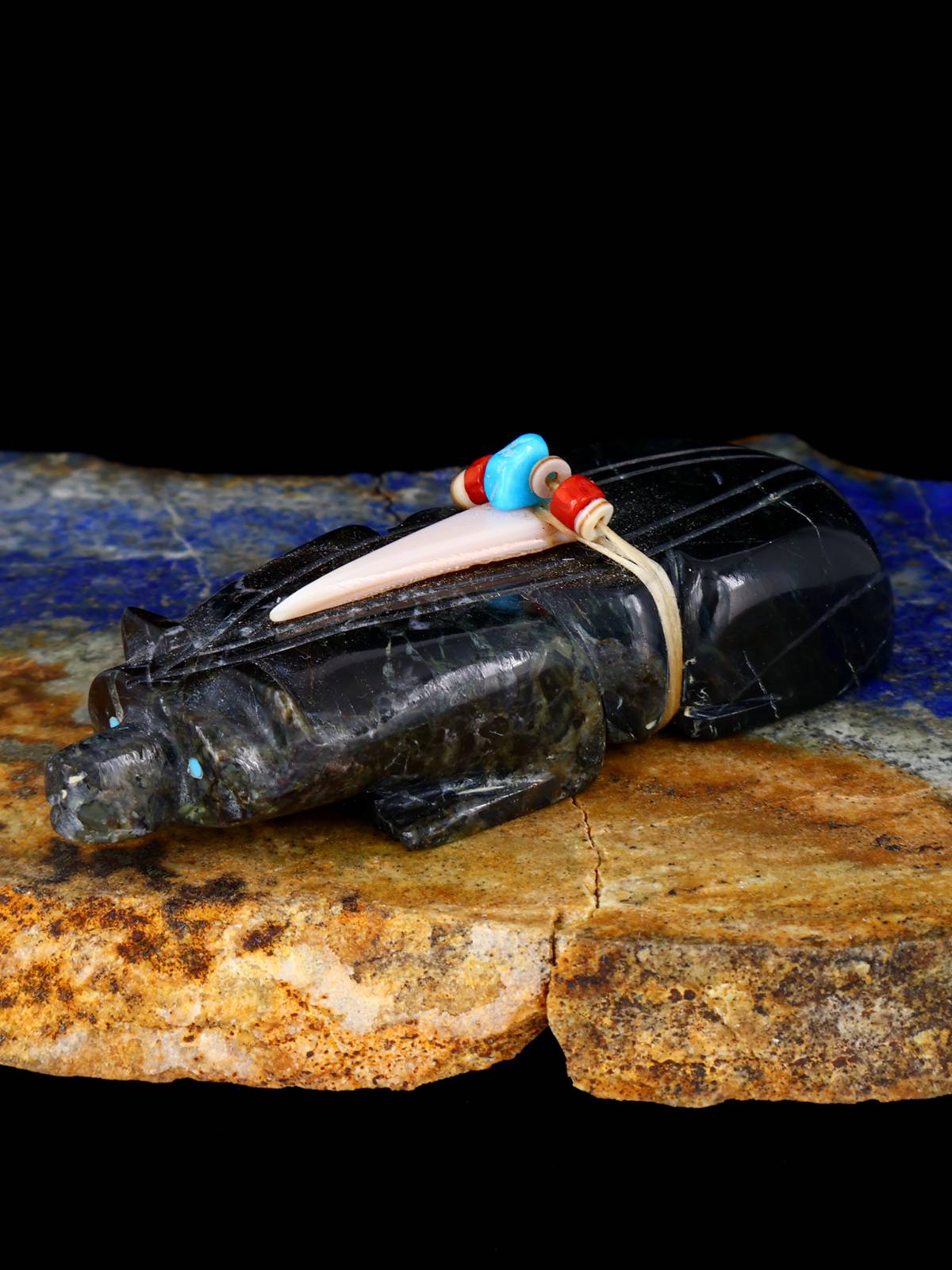 Fetiche Zuni del Tejón de Mármol