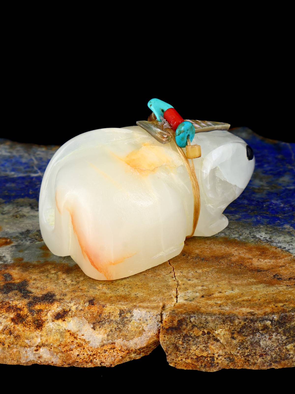 Calcite Mouse Zuni Fetish - PuebloDirect.com
