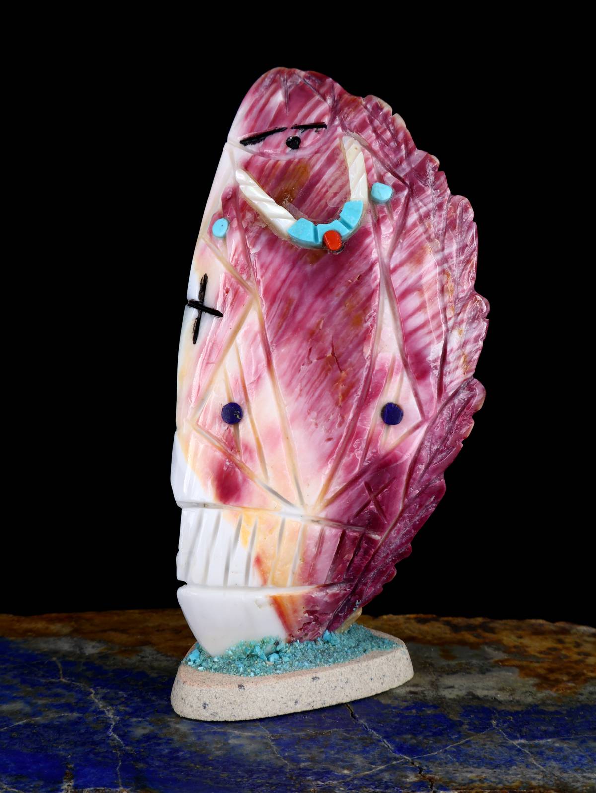 Spiny Oyster Maiden Zuni Fetish - PuebloDirect.com