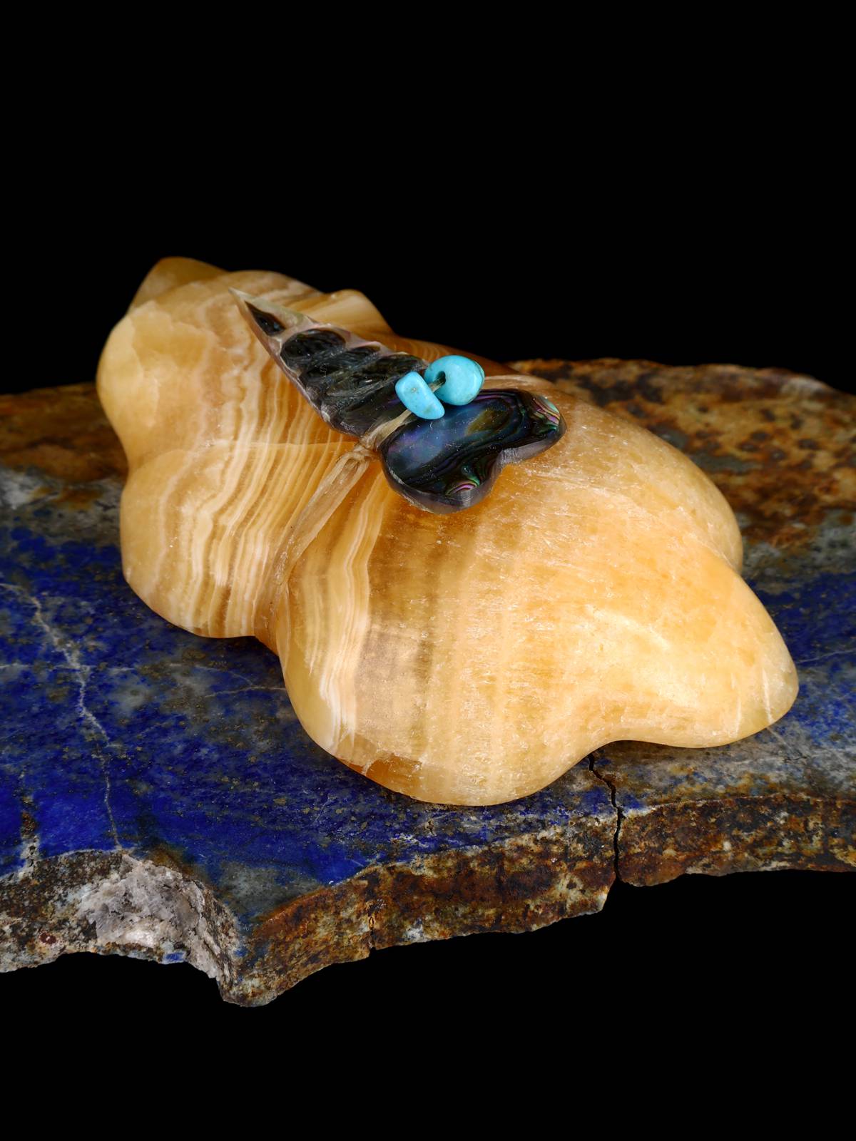 Honey Calcite Badger Zuni Fetish - PuebloDirect.com