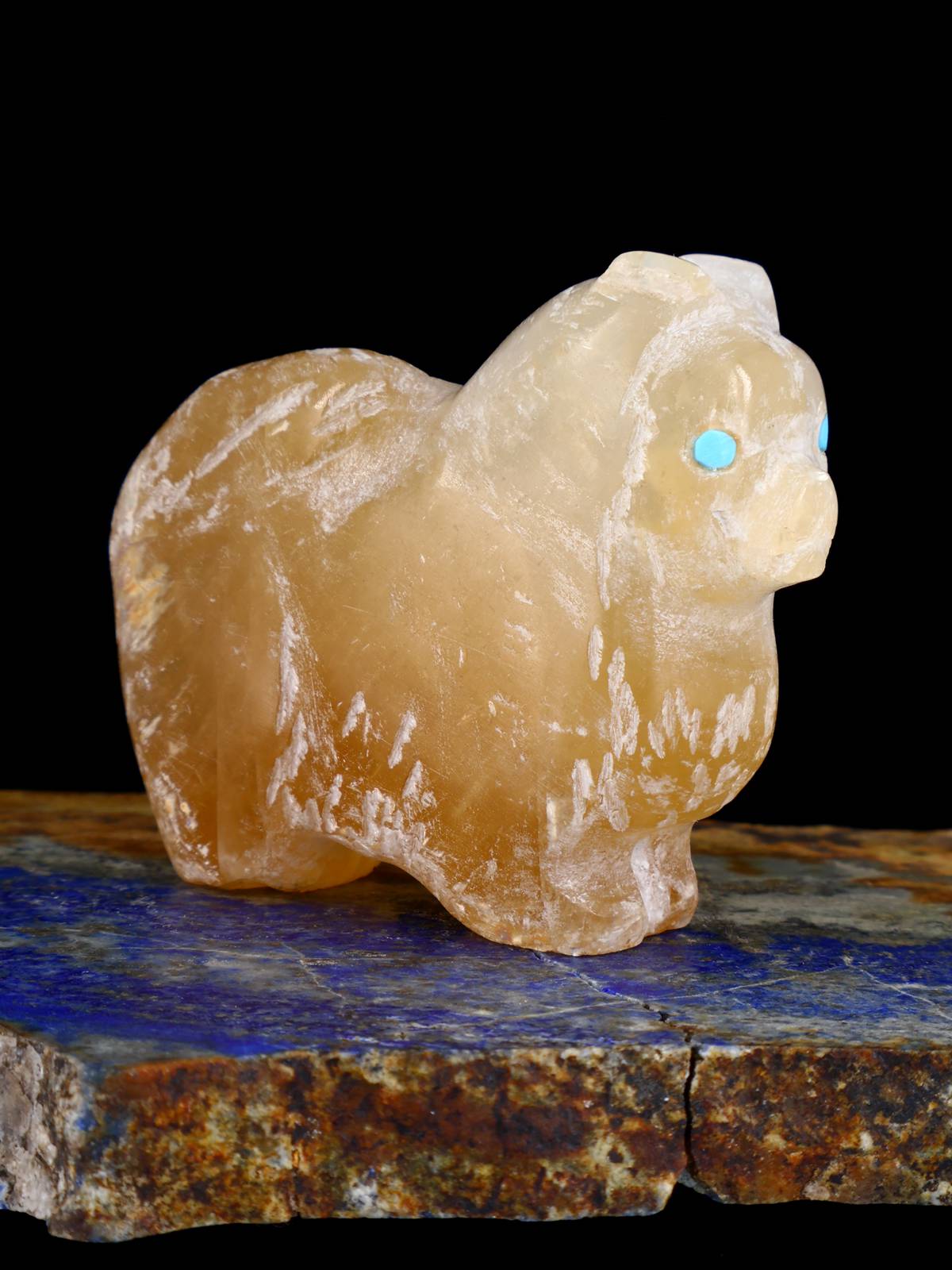 Honey Onyx Dog Zuni Fetish - PuebloDirect.com