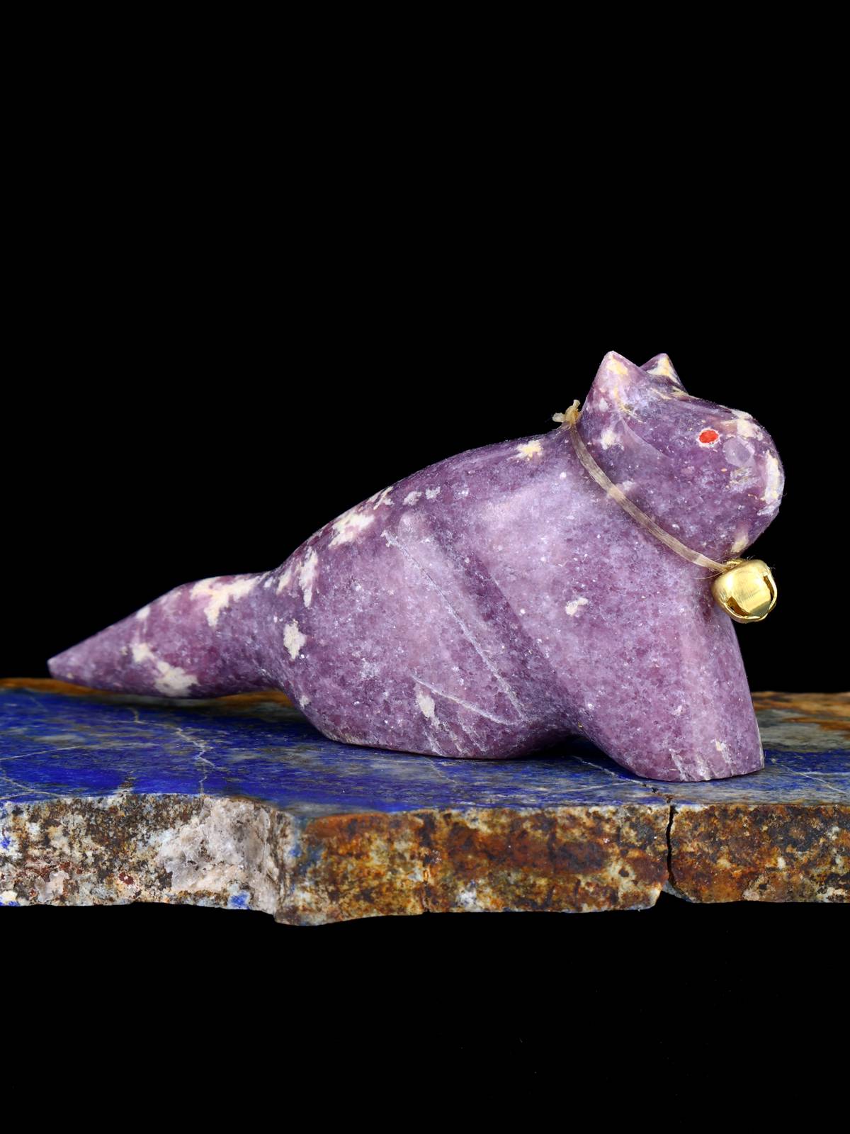 Lepidolite Cat Zuni Fetish - PuebloDirect.com