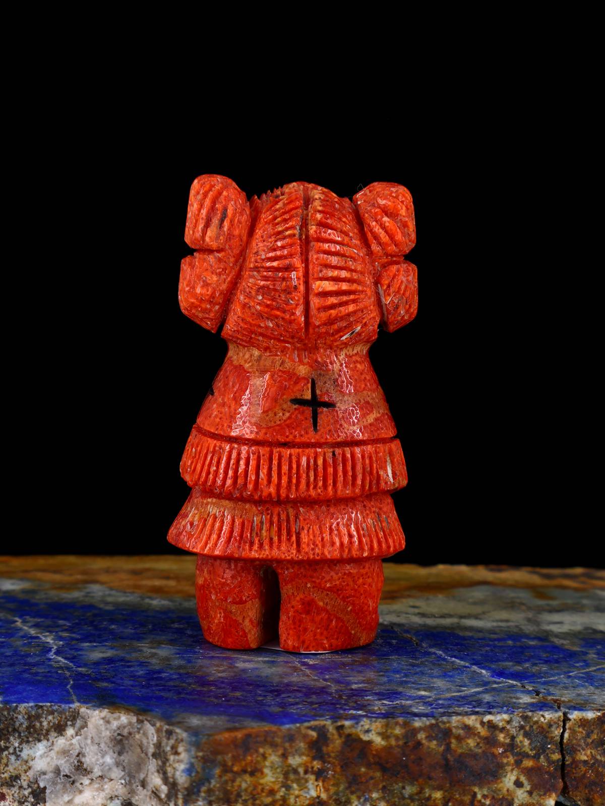 Apple Coral Maiden Zuni Fetish - PuebloDirect.com