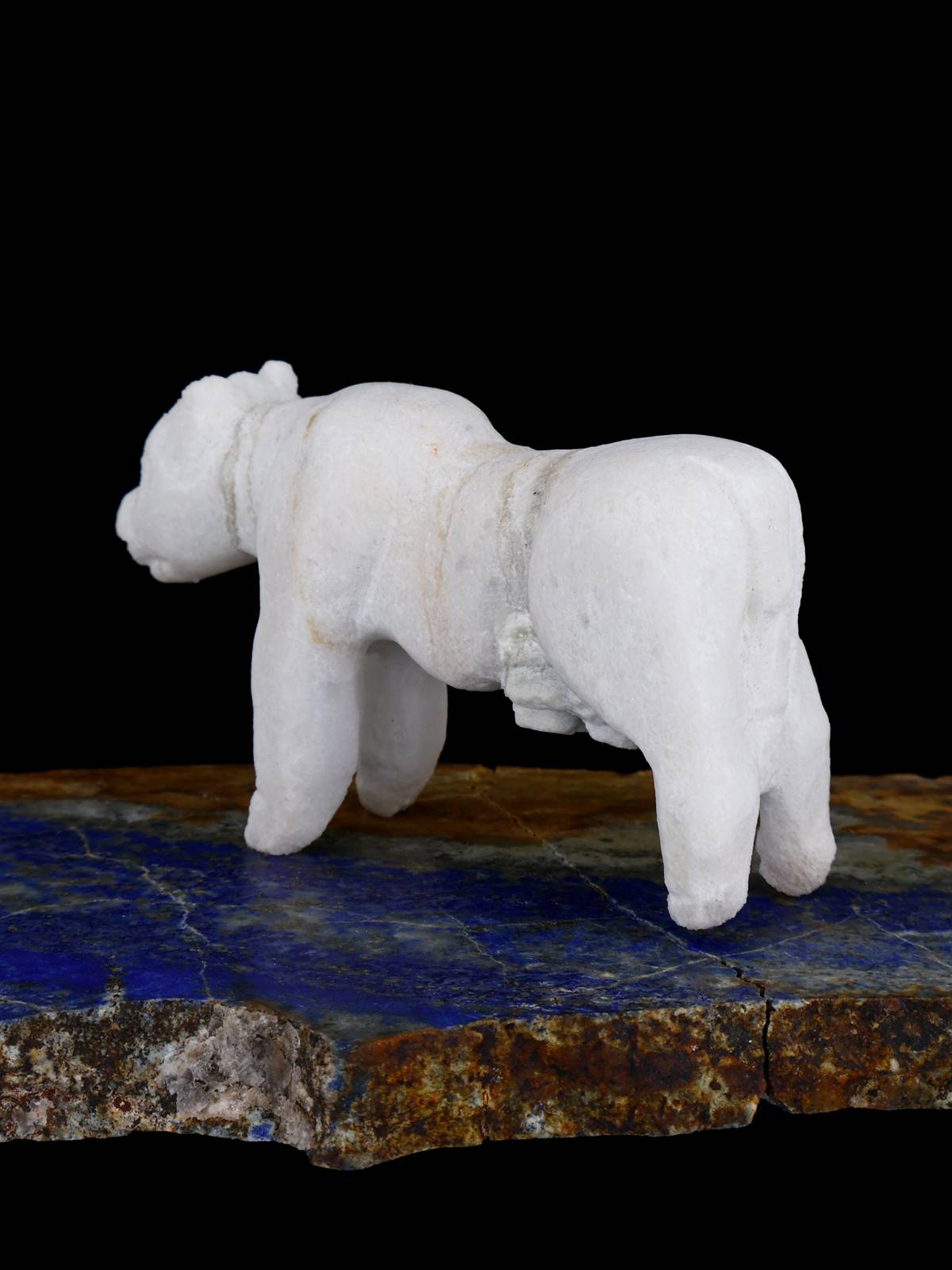 Alabaster Buffalo Zuni Fetish - PuebloDirect.com