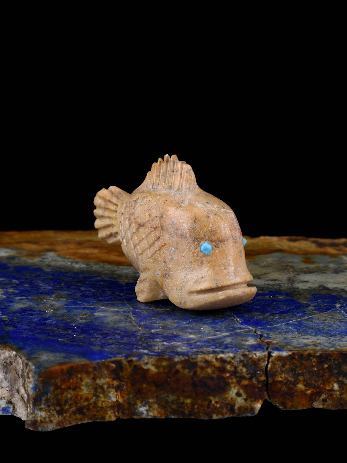 Travertine Fish Zuni Fetish