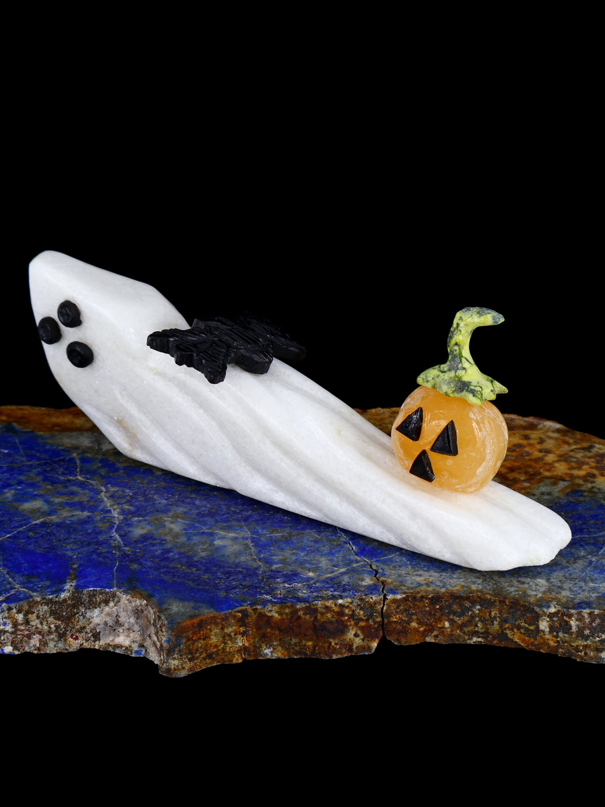 White Marble Ghost With Pumpkin and Bat Zuni Fetish