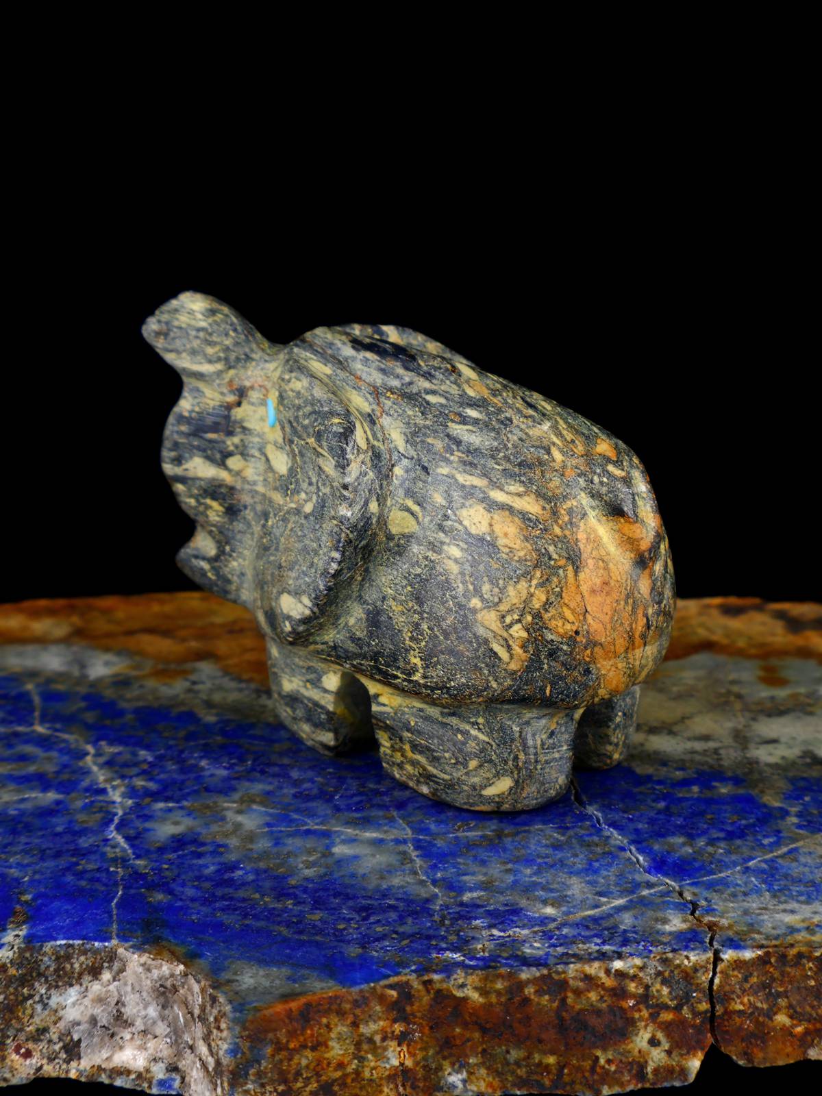 Serpentine Elephant Zuni Fetish - PuebloDirect.com